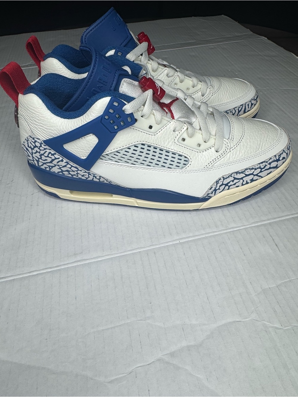Jordan Spizike Low
Sail Storm Blue Size:9 NWOT